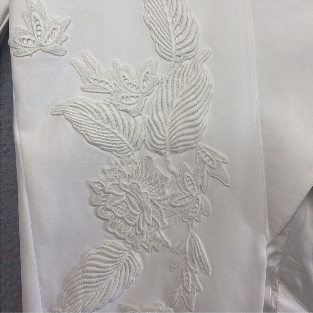 Chico's Ivory Floral Embroidered Kimono Chico’s size 3 - Picture 8 of 13